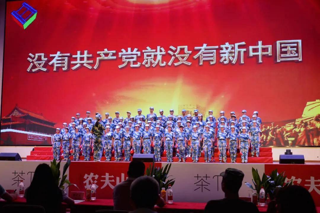 哪个好看颜值更年轻？游戏画面
